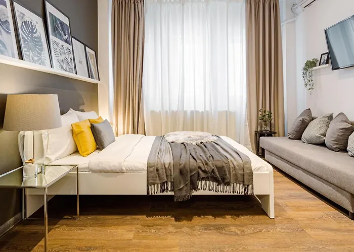Urban Vibes - Chic On Smardan Street Appartement
